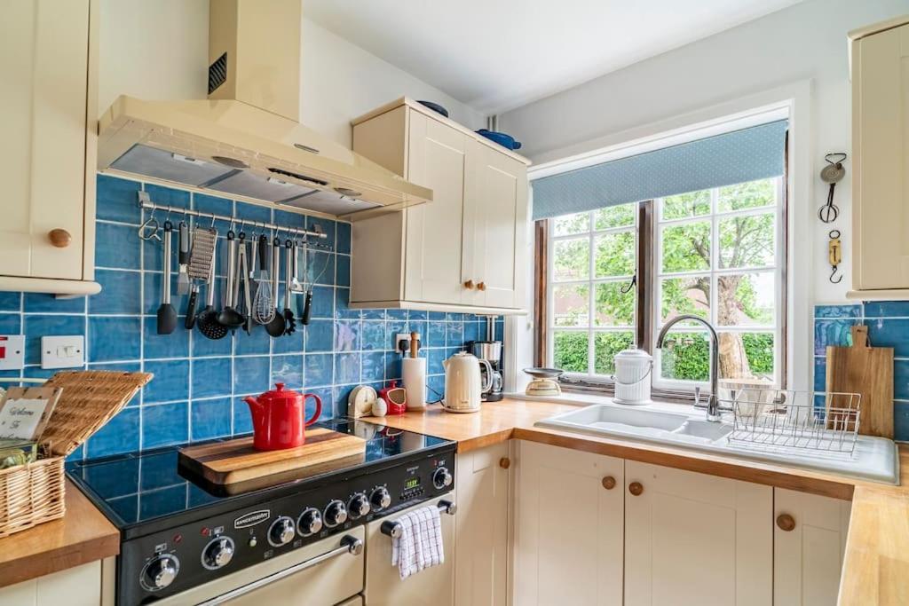 Cedra Cottage - Vintage Country Hideaway Axminster Bagian luar foto